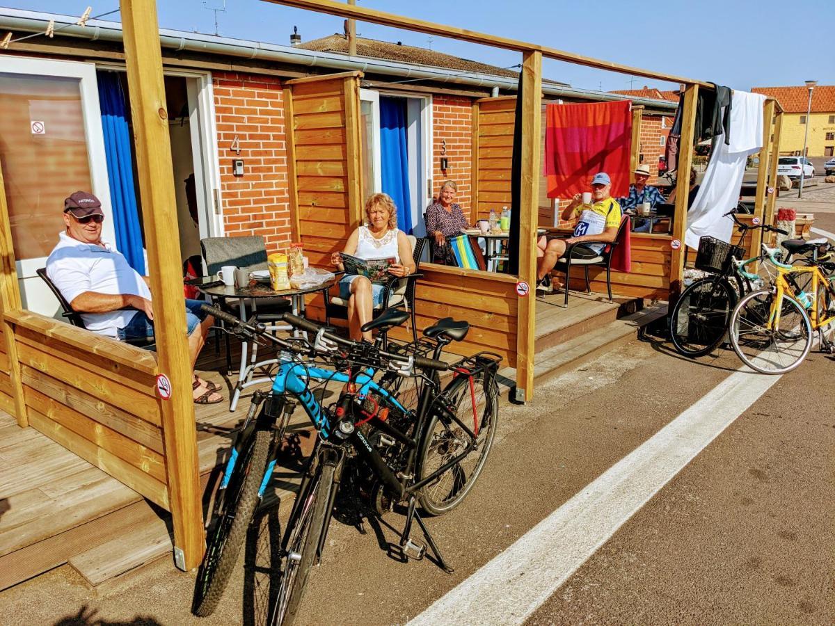 Harbour Sleep Motel Neksø Kültér fotó